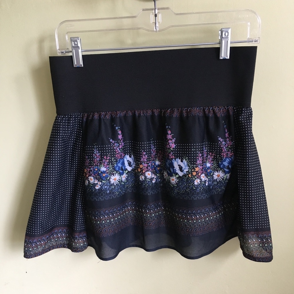 Mini Skirt Urban Renewal